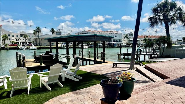 166 BAYSIDE DRIVE, Clearwater Beach, FL 33767