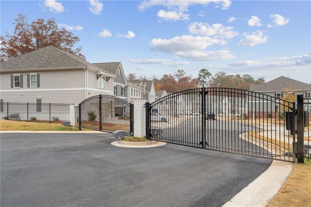 122 Bluffington Way, Marietta, GA 30066