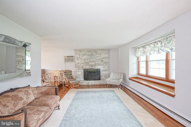 156 PENNSVILLE AUBURN RD, Pedricktown, NJ 08067