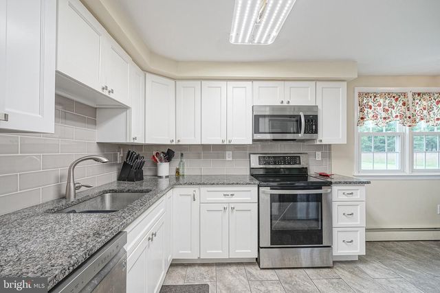 156 PENNSVILLE AUBURN RD, Pedricktown, NJ 08067