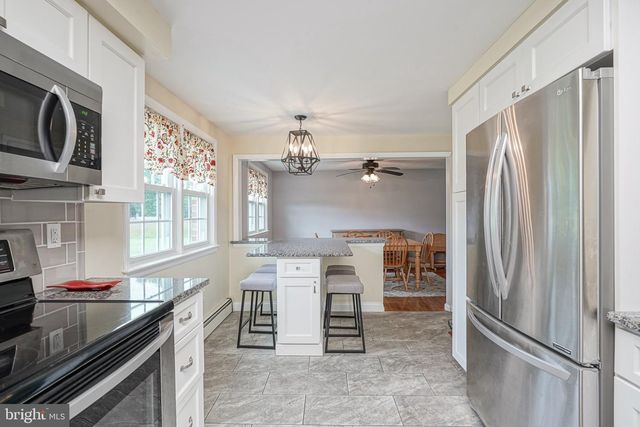 156 PENNSVILLE AUBURN RD, Pedricktown, NJ 08067
