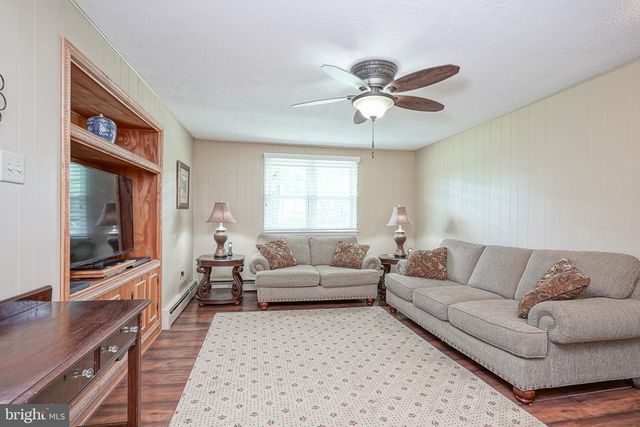 156 PENNSVILLE AUBURN RD, Pedricktown, NJ 08067