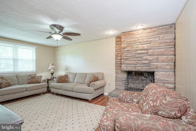 156 PENNSVILLE AUBURN RD, Pedricktown, NJ 08067