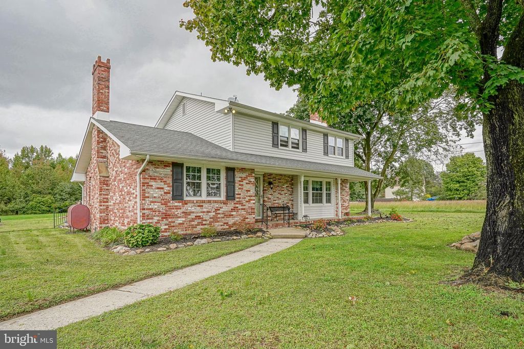 156 PENNSVILLE AUBURN RD, Pedricktown, NJ 08067 — photo 2