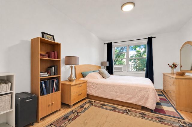 26-21 Union Street 3B, Flushing, NY 11354