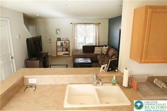 8464 Cromwell Court, Upper Macungie Twp, PA 18031