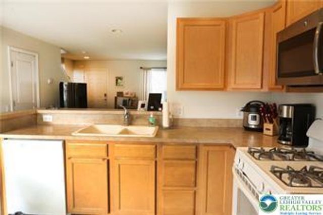 8464 Cromwell Court, Upper Macungie Twp, PA 18031