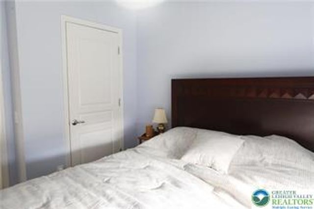 8464 Cromwell Court, Upper Macungie Twp, PA 18031