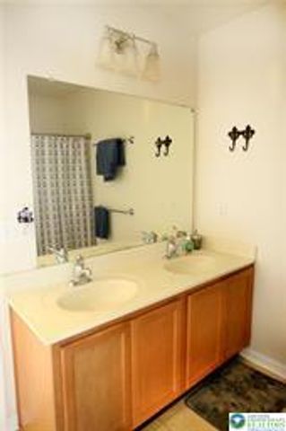 8464 Cromwell Court, Upper Macungie Twp, PA 18031