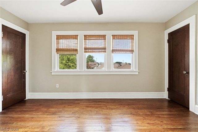 1715 North Avenue, Parma, OH 44134
