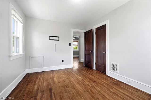 1715 North Avenue, Parma, OH 44134