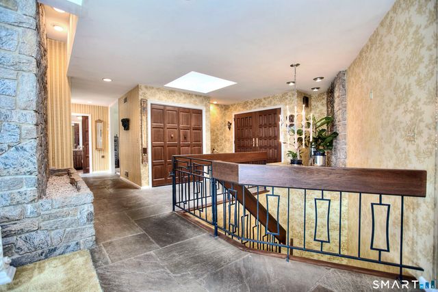 4 Aspetuck Hill Lane, Weston, CT 06883