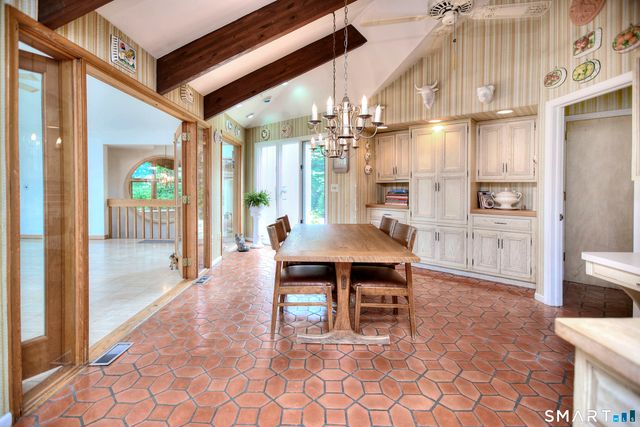 4 Aspetuck Hill Lane, Weston, CT 06883