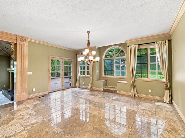 4671 S WANDER LN, Holladay, UT 84117