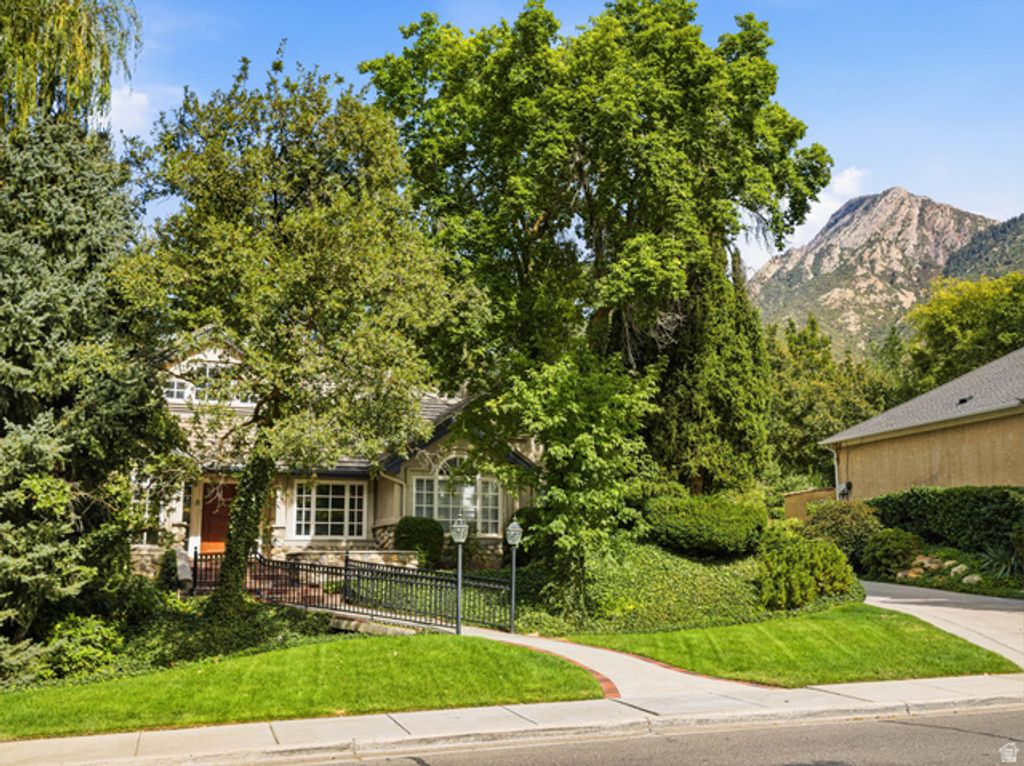 4671 S WANDER LN, Holladay, UT 84117 — photo 5