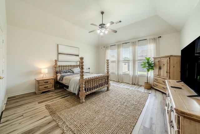 1026 Brentwood Drive, Murphy, TX 75094