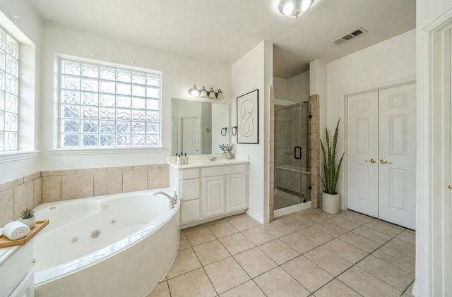 1026 Brentwood Drive, Murphy, TX 75094