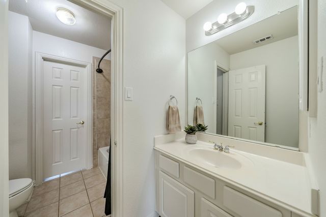 1026 Brentwood Drive, Murphy, TX 75094