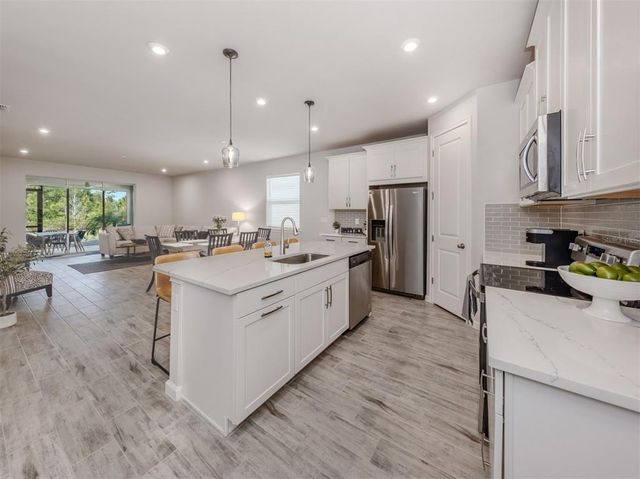 20285 SYMPHONY PLACE, Venice, FL 34293