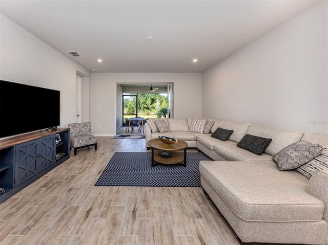 20285 SYMPHONY PLACE, Venice, FL 34293