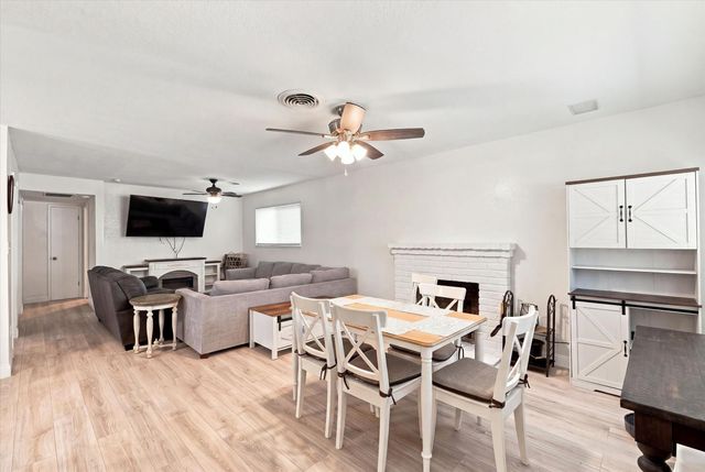 411 Whitney St, Lodi, CA 95242