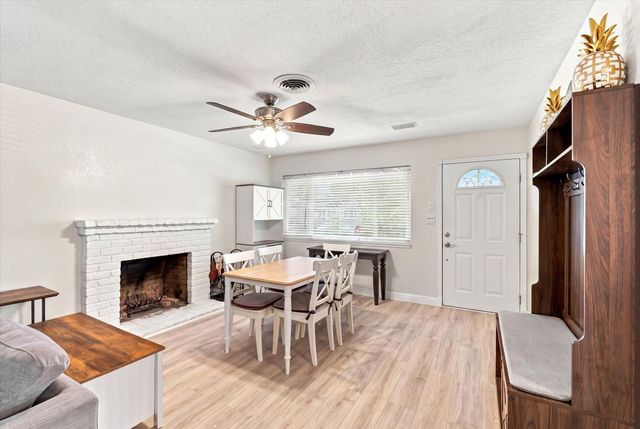 411 Whitney St, Lodi, CA 95242