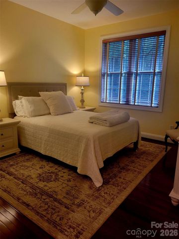 113 Chancery Court, Flat Rock, NC 28731