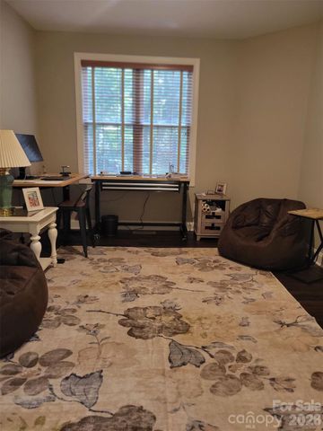 113 Chancery Court, Flat Rock, NC 28731