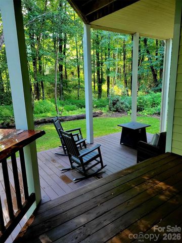 113 Chancery Court, Flat Rock, NC 28731