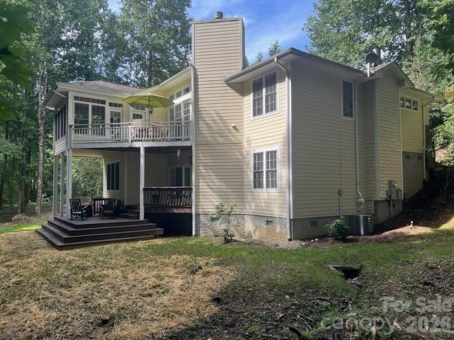 113 Chancery Court, Flat Rock, NC 28731