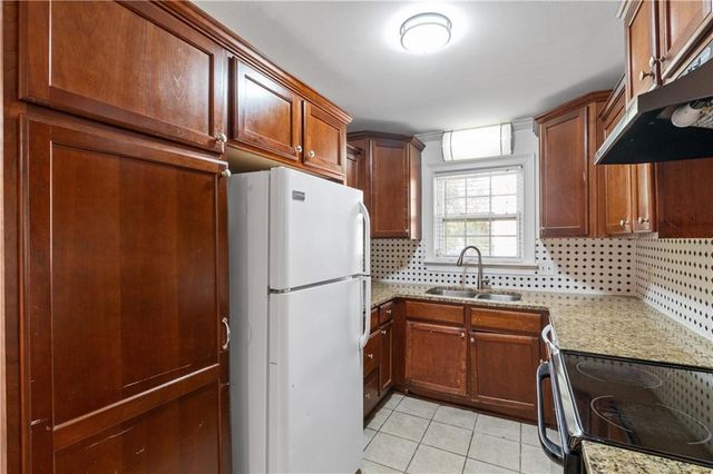 2749 Preston Drive, Decatur, GA 30034
