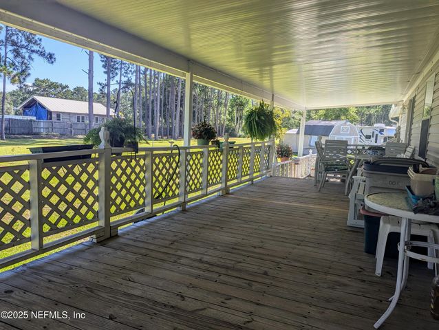 5224 HAMMOCK LAKE Drive, Jacksonville, FL 32226