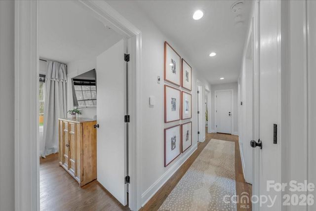 5841 Donegal Drive, Charlotte, NC 28212