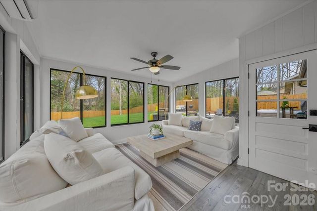 5841 Donegal Drive, Charlotte, NC 28212