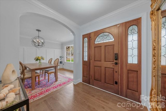 5841 Donegal Drive, Charlotte, NC 28212