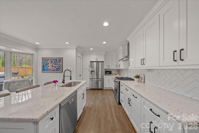 5841 Donegal Drive, Charlotte, NC 28212