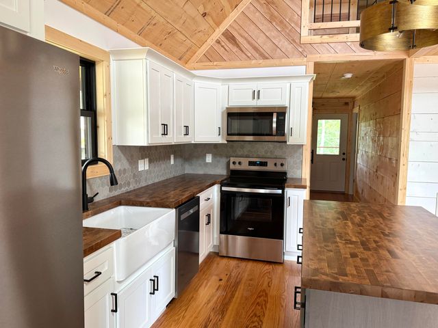 345 Pumpkin Creek Circle, Jamestown, KY 42629