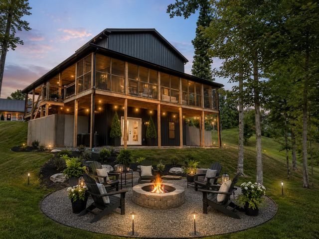 345 Pumpkin Creek Circle, Jamestown, KY 42629
