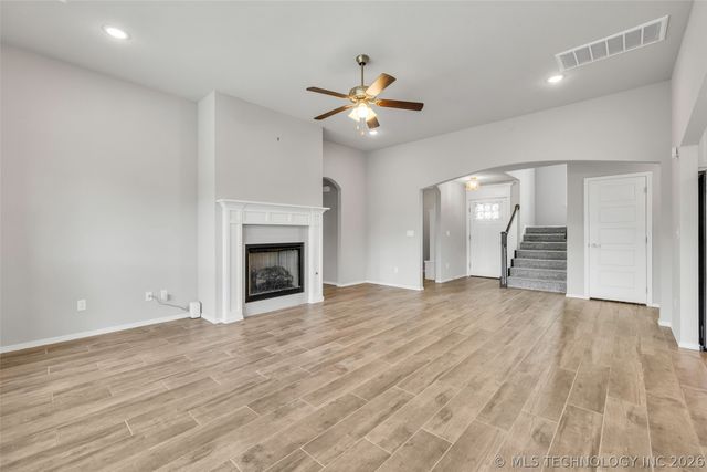 15711 E 75th Street North, Owasso, OK 74055