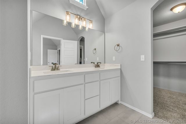 15711 E 75th Street North, Owasso, OK 74055