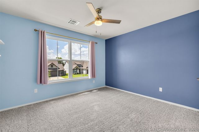 15711 E 75th Street North, Owasso, OK 74055