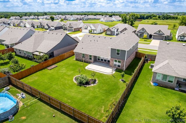 15711 E 75th Street North, Owasso, OK 74055