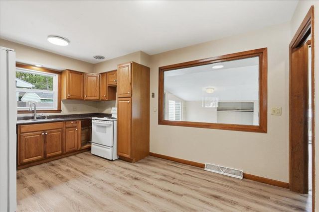 4514 Jay Drive, Madison, WI 53704