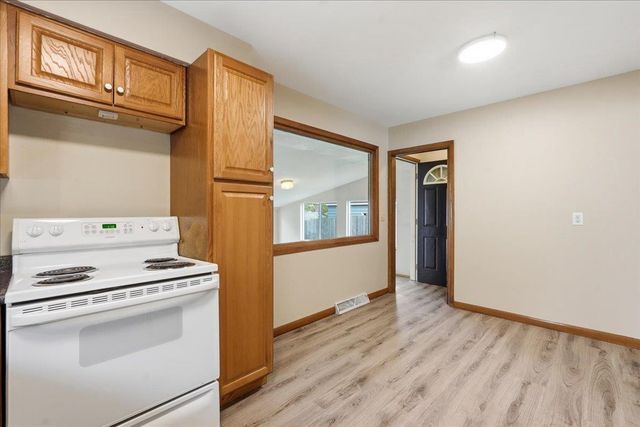 4514 Jay Drive, Madison, WI 53704