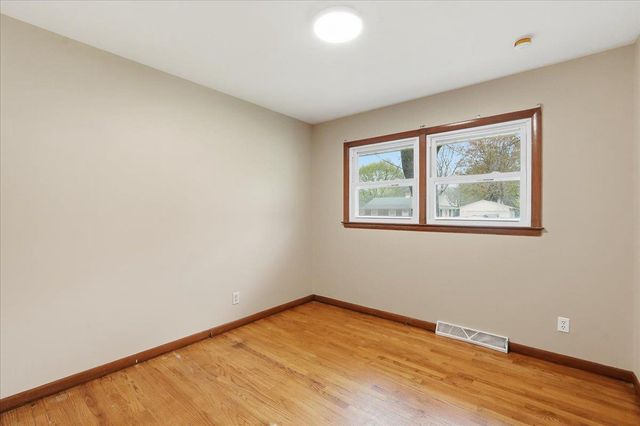 4514 Jay Drive, Madison, WI 53704