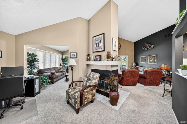 18634 Pauls Way, South Bend, IN 46637