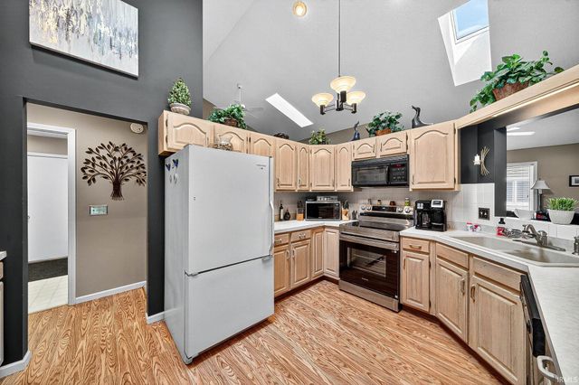 18634 Pauls Way, South Bend, IN 46637