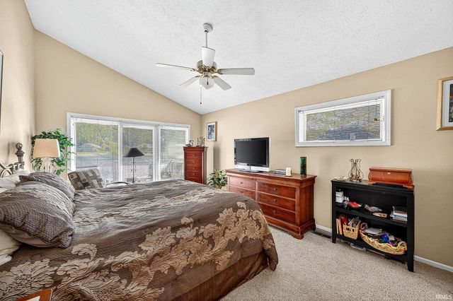 18634 Pauls Way, South Bend, IN 46637