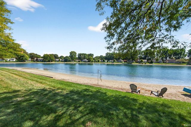 18634 Pauls Way, South Bend, IN 46637