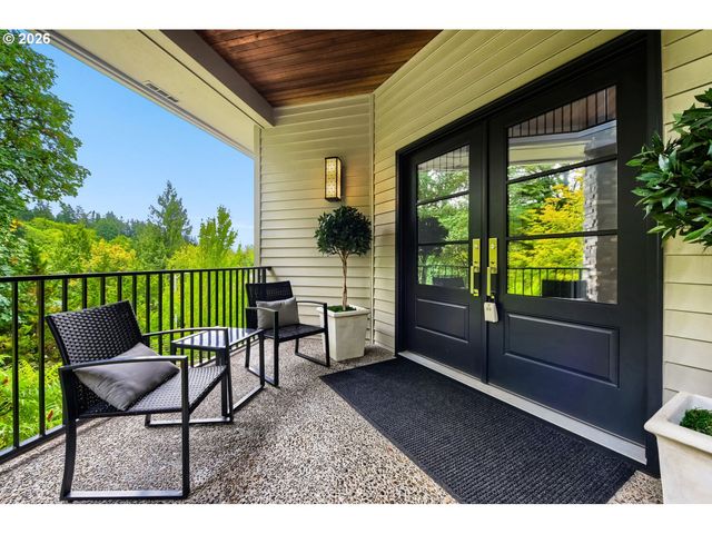 2677 Sw 64TH Pl, Portland, OR 97225